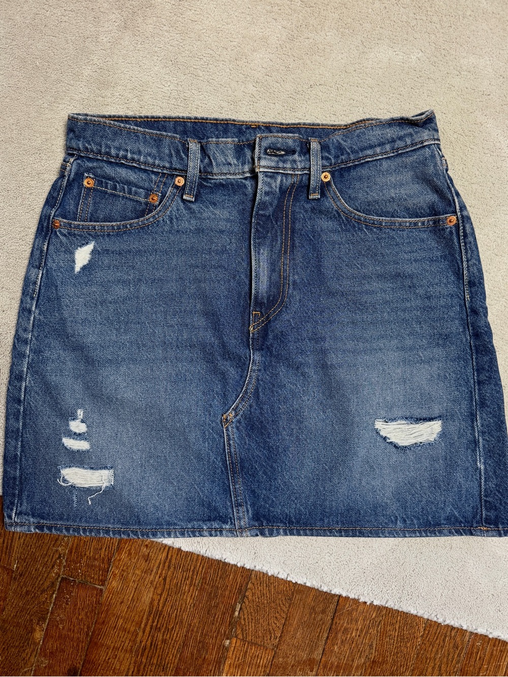 LEVI’S HIGH-RISE DECONSTRUCTED SKIRT SIZE 10 W30 DISTRESSED JEAN DENIM